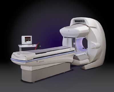 Figure 5. The GE Millenium VG Hawkeye SPECT/CT scanner